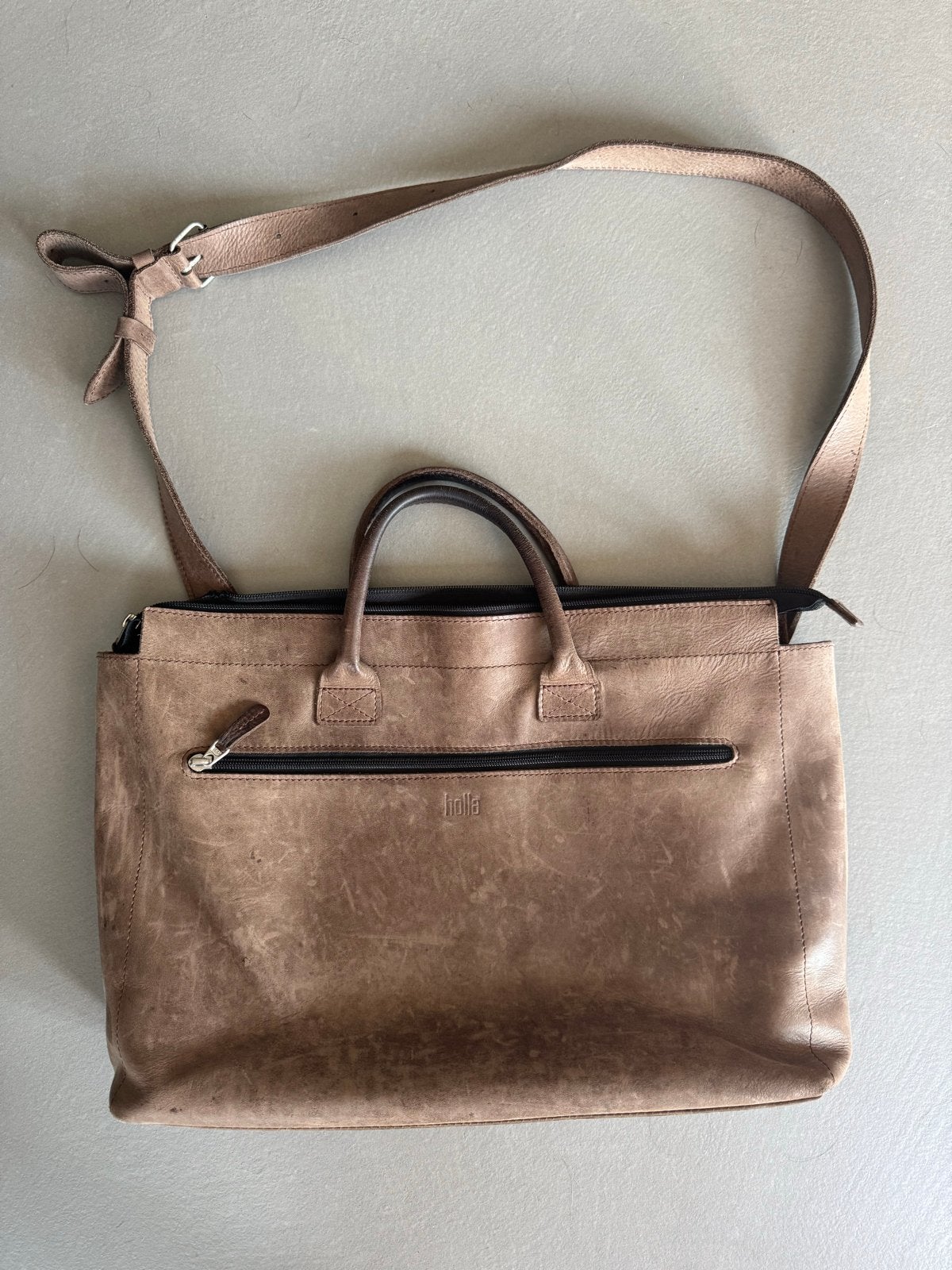 Bruine leren laptoptas 26x40 cm - rits defect, Computers en Software, Laptoptassen, Ophalen of Verzenden, Gebruikt, Overige typen