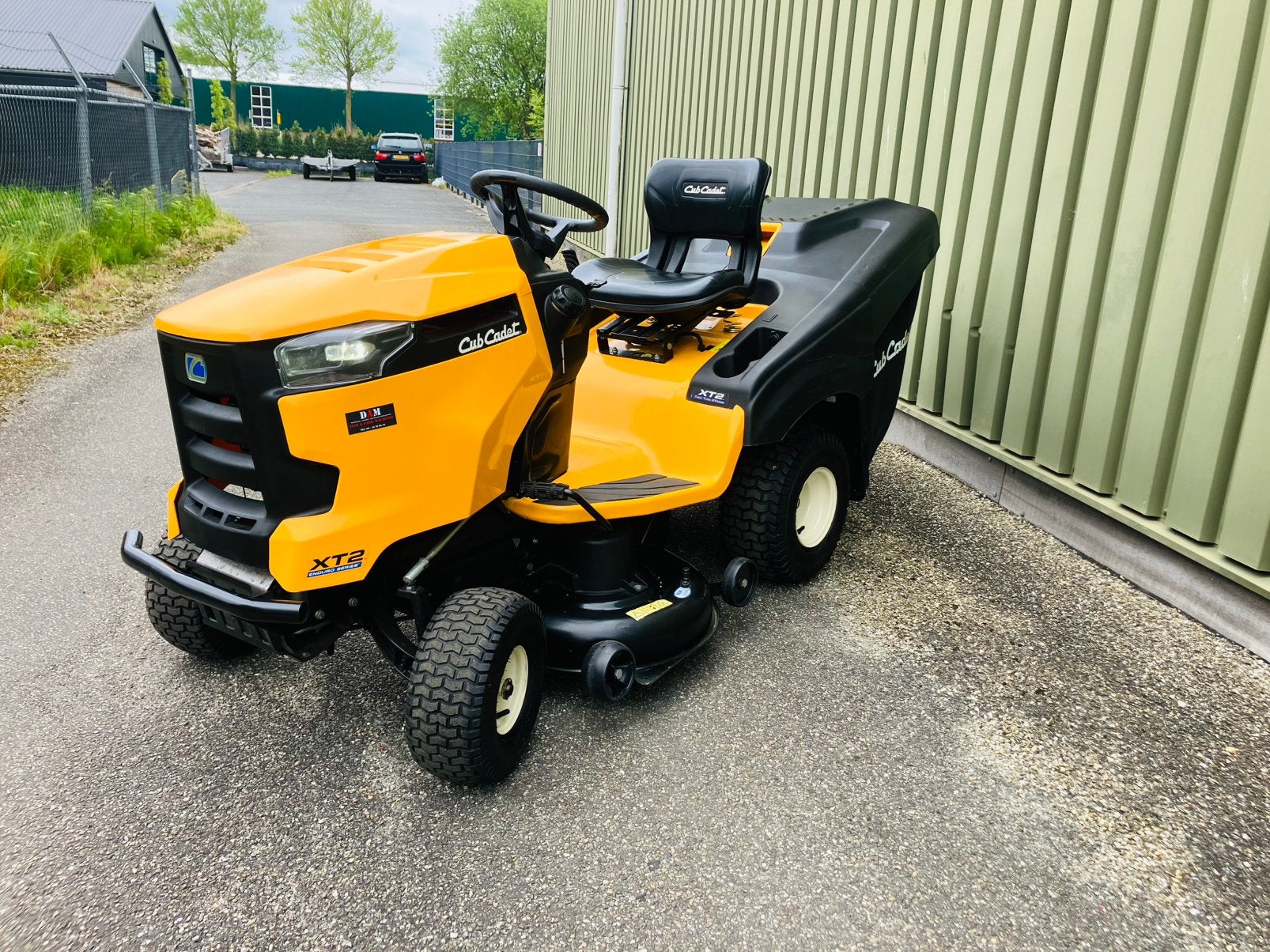 Zgan cub cadet XT2 zitmaaier 2 cilinder kawasaki incl mulch, Ophalen, Zo goed als nieuw