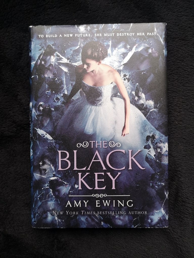 Amy Ewing, The Black Key, Ophalen of Verzenden, Gelezen