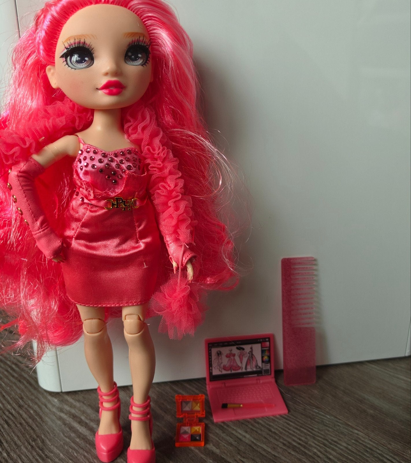 Rainbow High Pop Priscilla Perez met Accessoires, Ophalen of Verzenden, Zo goed als nieuw, Overige typen