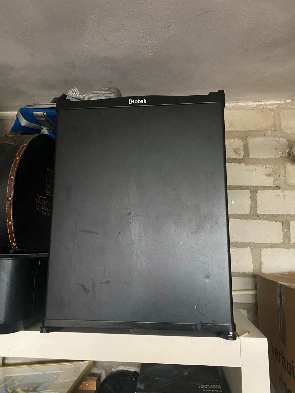 Compacte mini koelkast - Ideaal voor studenten, Witgoed en Apparatuur, Ophalen, Minder dan 75 liter, Zonder vriesvak, Gebruikt