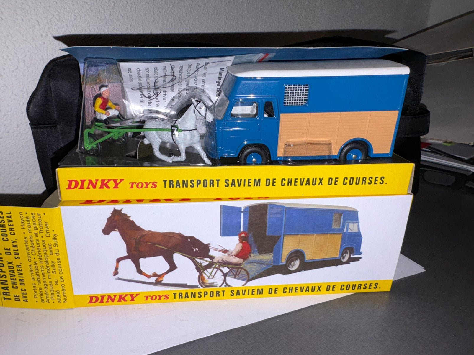 DINKY TOYS SAVIEM NIEUW IN DOOS, Hobby en Vrije tijd, Ophalen of Verzenden, Nieuw, Auto, Dinky Toys