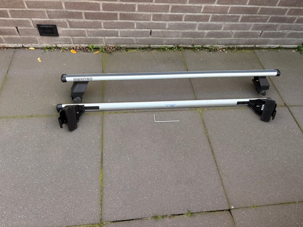Menabo Tema dakdragers voor auto's met een glad dak, Ophalen, Zo goed als nieuw