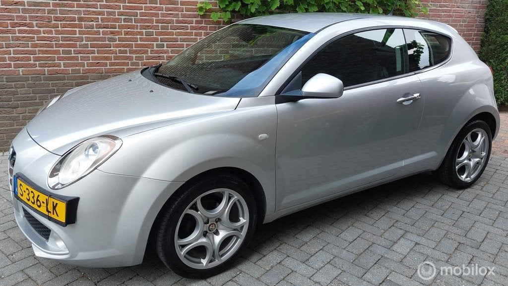 Alfa Romeo MiTo 1.4 Essential MOOI EN SPORTIEF APK 3-3-2027, Auto's, Alfa Romeo, Voorwielaandrijving, Euro 5, Gebruikt, 1055 kg