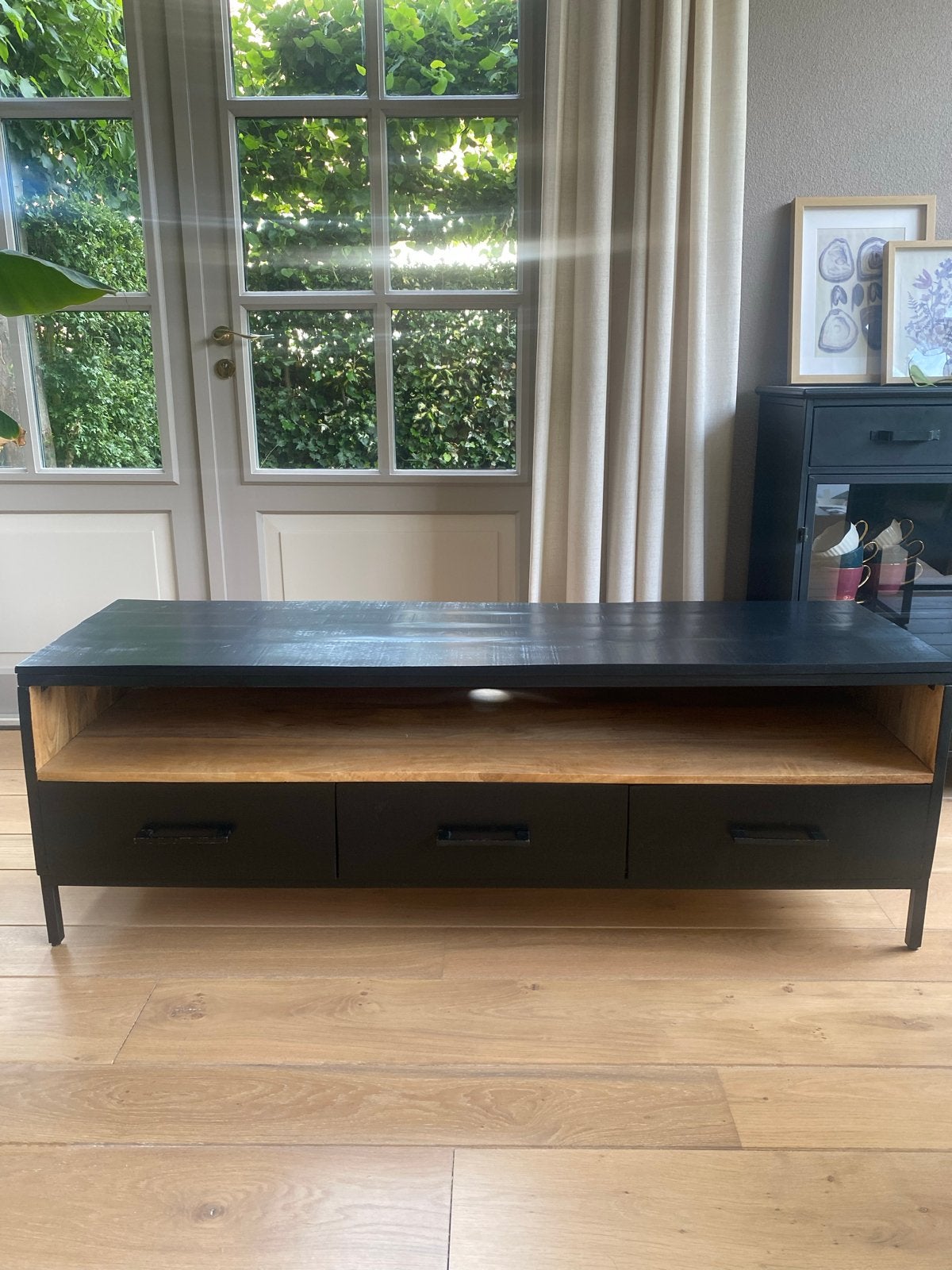 zwart tv-meubel met opbergruimte, Ophalen, Gebruikt, 100 tot 150 cm, Minder dan 100 cm