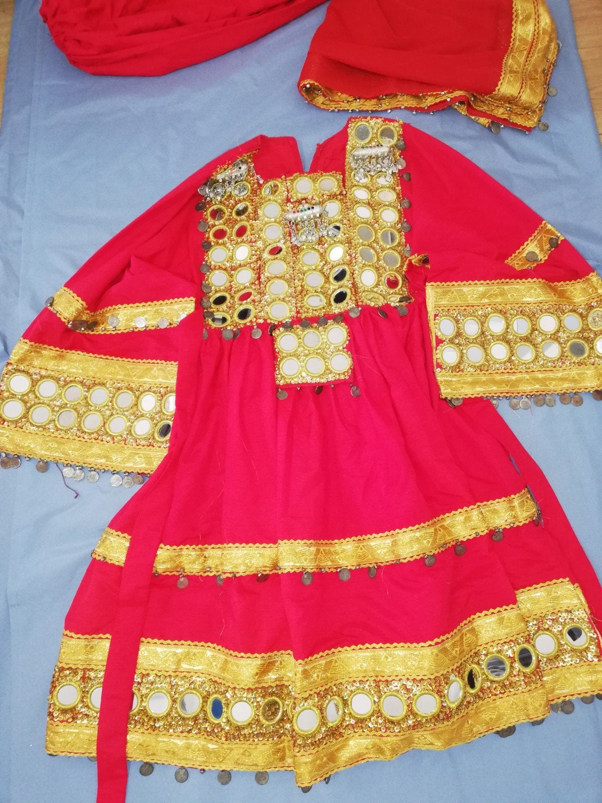 Rode Indiase/Afghaanse jurk met spiegeltjes, Maat 38/40 (M), Ophalen of Verzenden, Kleding, Overige thema's