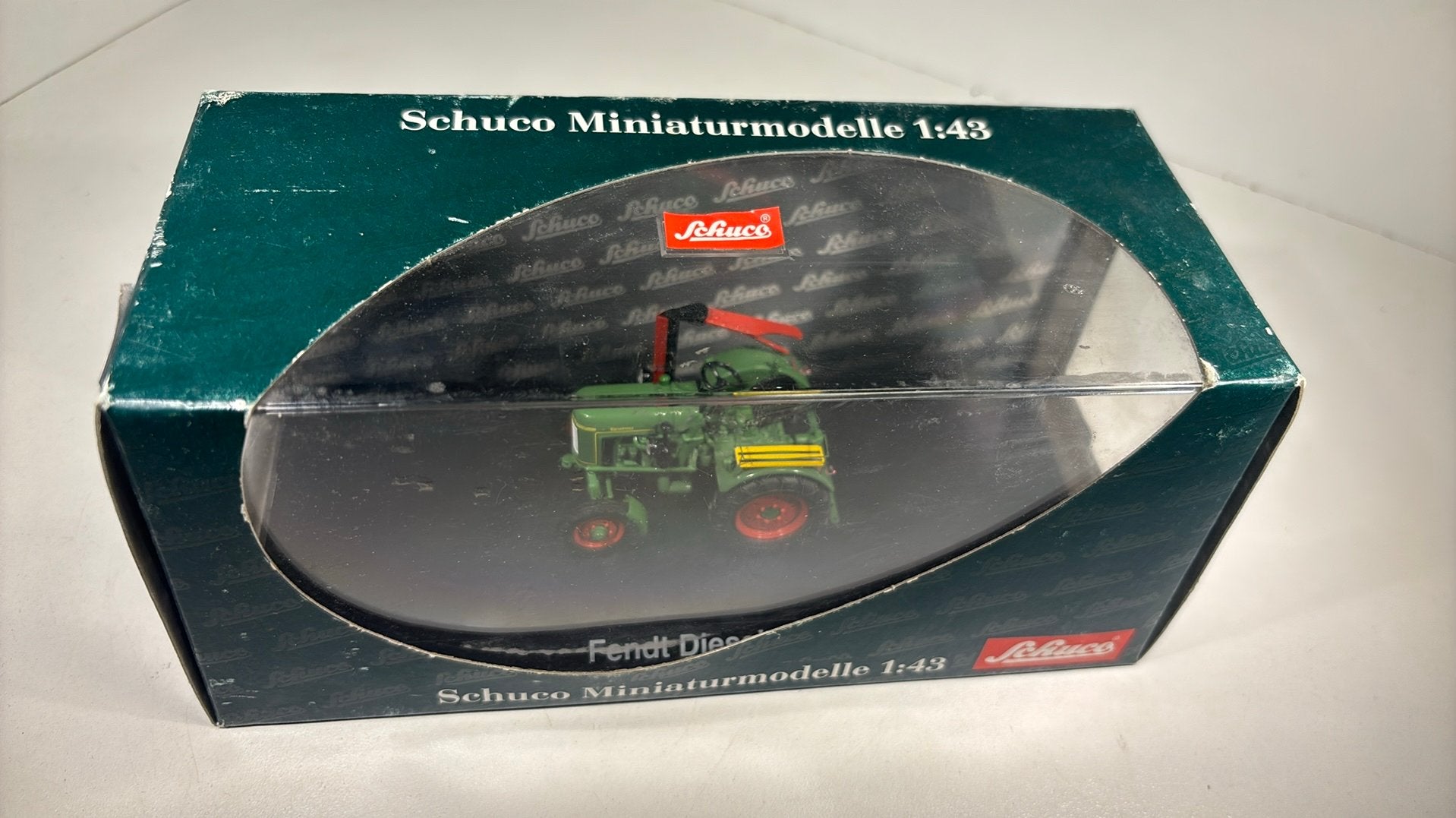 Fendt dieselross schuco 1.43, Auto, Ophalen of Verzenden, Schuco, A