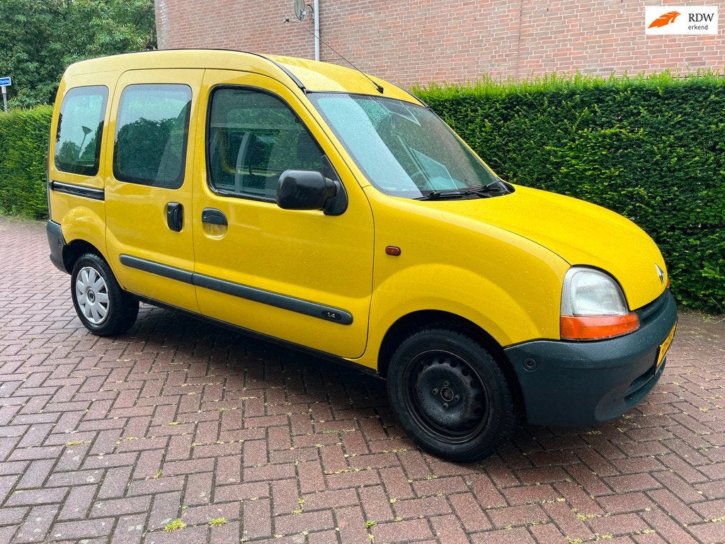Renault Kangoo 1.4 RTE|ROLSTOELBUS | SCOOTMOBIEL BUS| INVALI, Stof, 4 cilinders, Bedrijf, Handgeschakeld