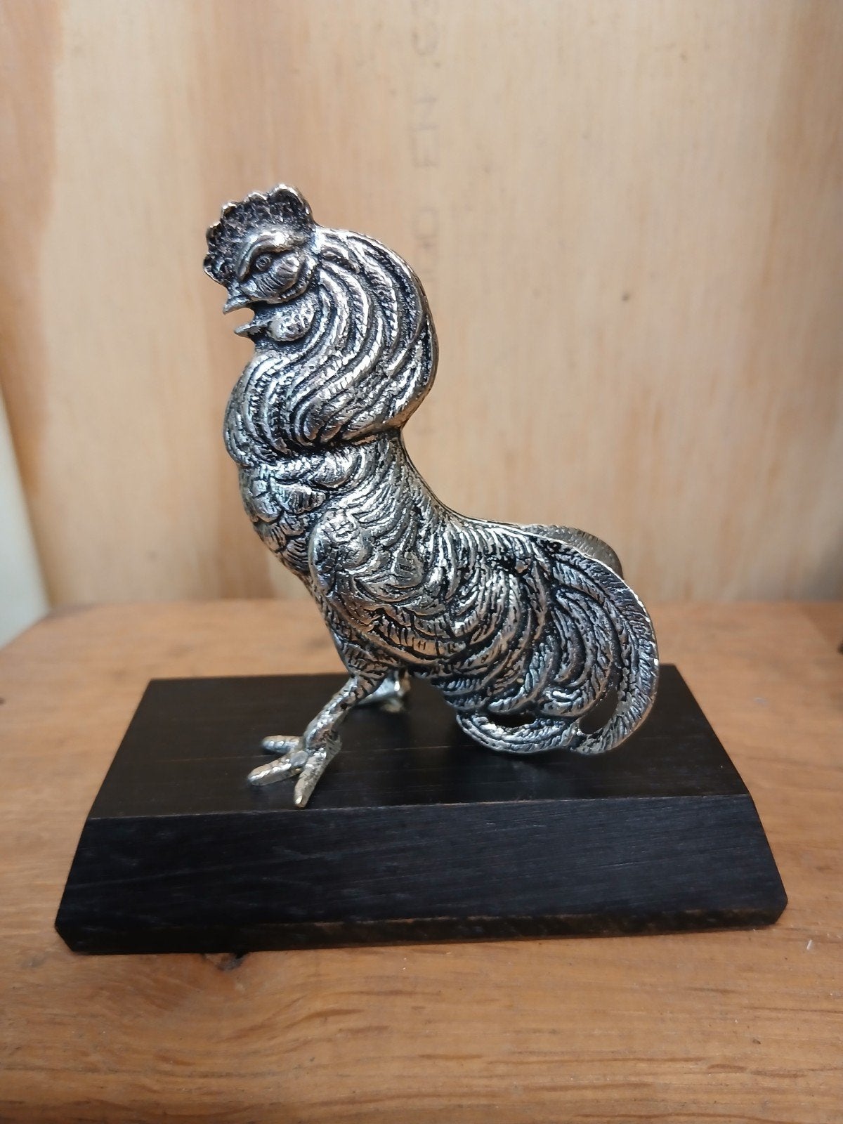 Decoratieve metalen haan en marter op sokkel, Vintage, Gebruikt, Meerkleurig, Ophalen of Verzenden