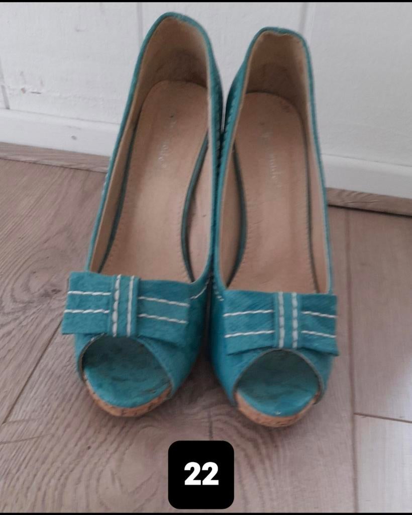 Aparte zeegroene pumps van Super Mode, Super Mode, Pumps, Ophalen of Verzenden, Gedragen