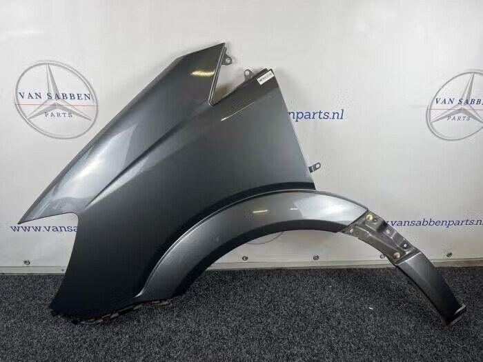 Scherm links-voor van een Mercedes Sprinter (7759), Ophalen of Verzenden, Gebruikt, Spatbord