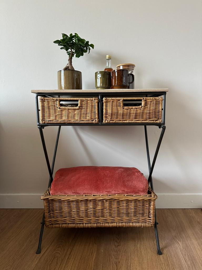 Vintage rotan bijzettafel, Ophalen, 50 tot 100 cm, Zo goed als nieuw, 25 tot 50 cm