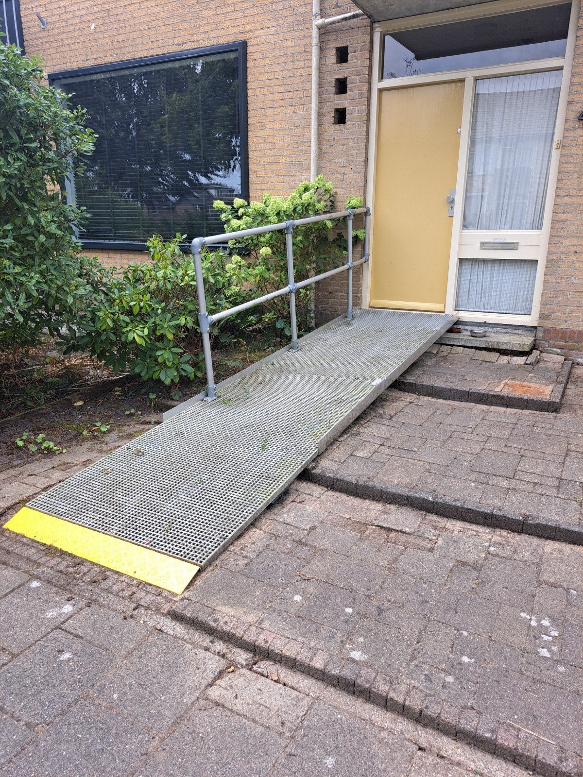 hellingbaan voor rolstoel of rollator met extra steunhekje, Ophalen of Verzenden, Gebruikt, Duwrolstoel