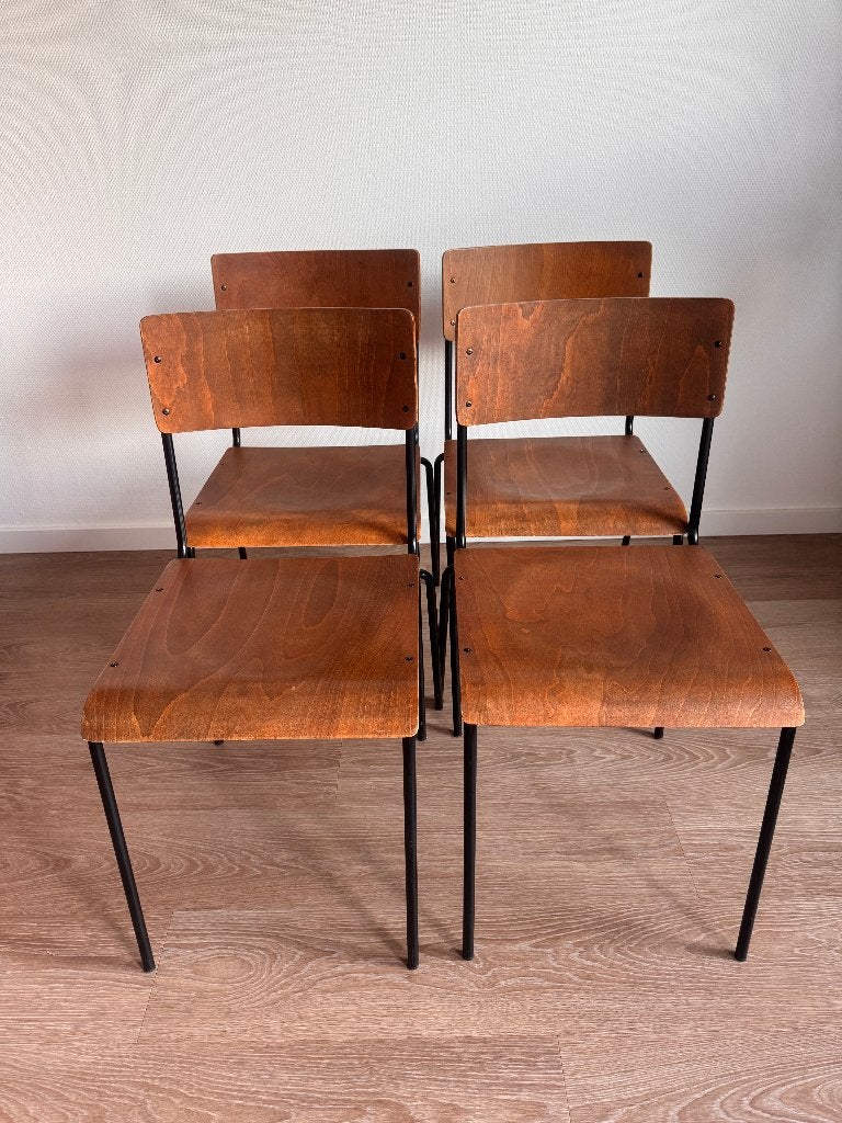 4 Industriële eetkamerstoelen – hout & zwart metaal, Huis en Inrichting, Stoelen, Ophalen, Gebruikt, Bruin, Vier