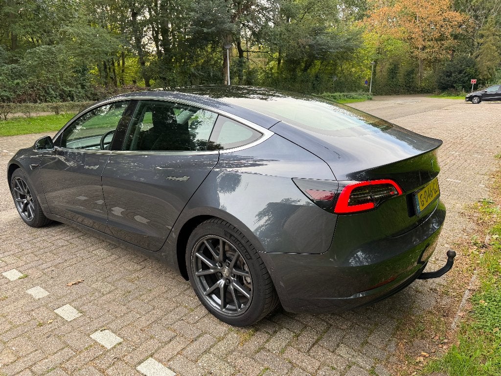 Foto 6 van Tesla Model 3 Long Range AWD 2019 | FSD afgekocht | Trekhaak
