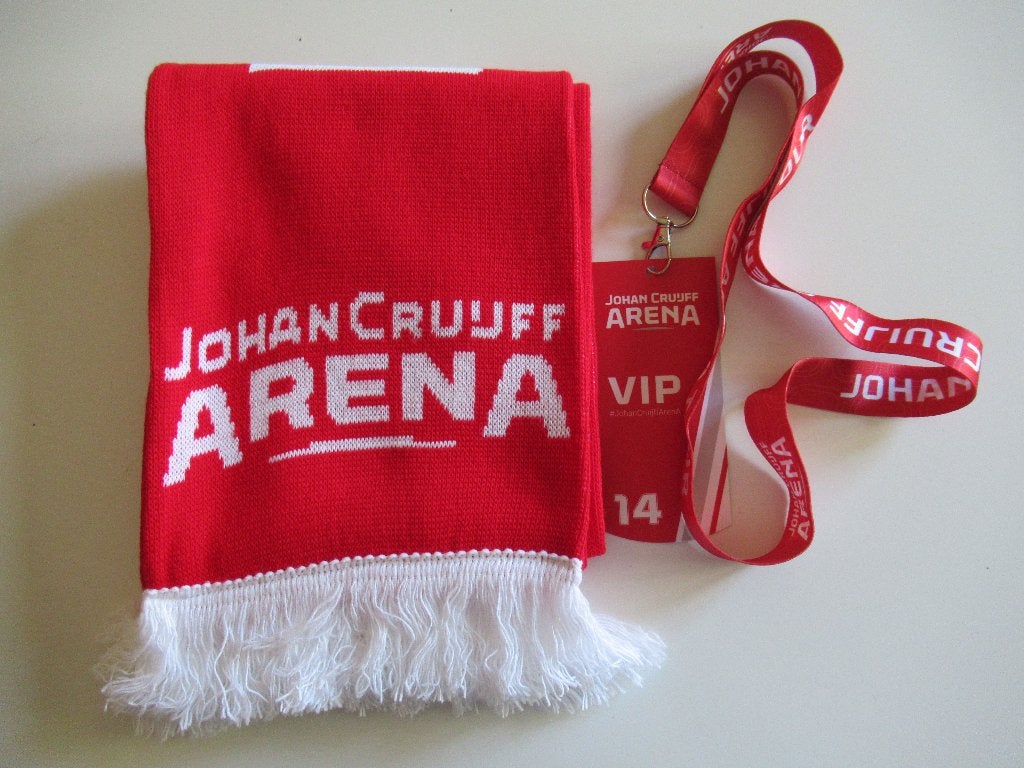 Voetbal sjaal Johan Cruiff Arena, Ophalen, Zo goed als nieuw, Ajax, Vaantje of Sjaal