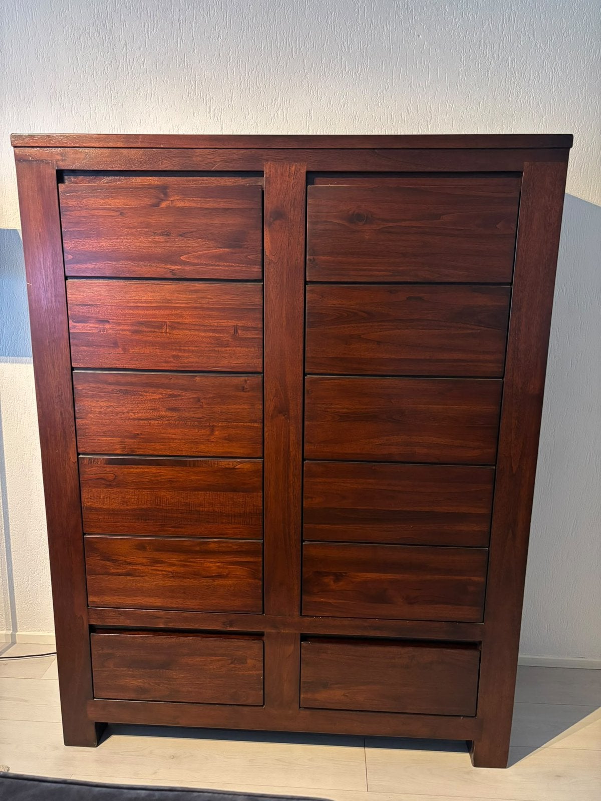 Duikerbruine kast, Ophalen