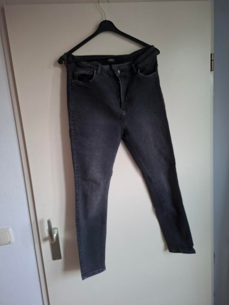 Only jeans, Only, Ophalen of Verzenden, Zo goed als nieuw, W28 - W29 (confectie 36)