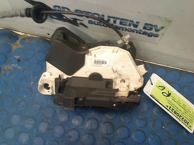 Portierslot Rechts Voor Volkswagen Polo V (6R) 8R0837350, Gebruikt, Volkswagen, Volkswagen AG, Kundenbetreuung@volkswagen.de