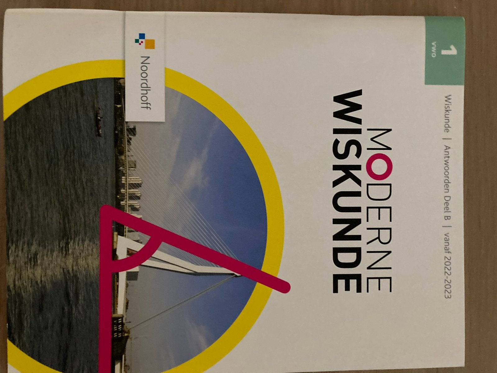 Moderne Wiskunde VWO 1 Antwoorden Deel B 2022-2023, Boeken, Ophalen of Verzenden, Zo goed als nieuw, VWO, Wiskunde A