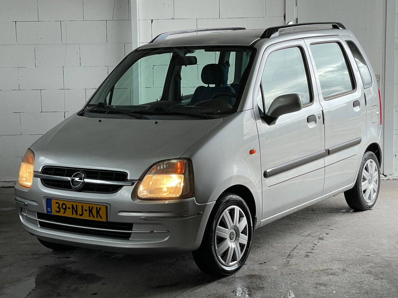Opel Agila 1.2 I • NAP • 1-27 APK • HOGE INSTAP • RIJDT TOP!, Voorwielaandrijving, Origineel Nederlands, Bedrijf, Handgeschakeld