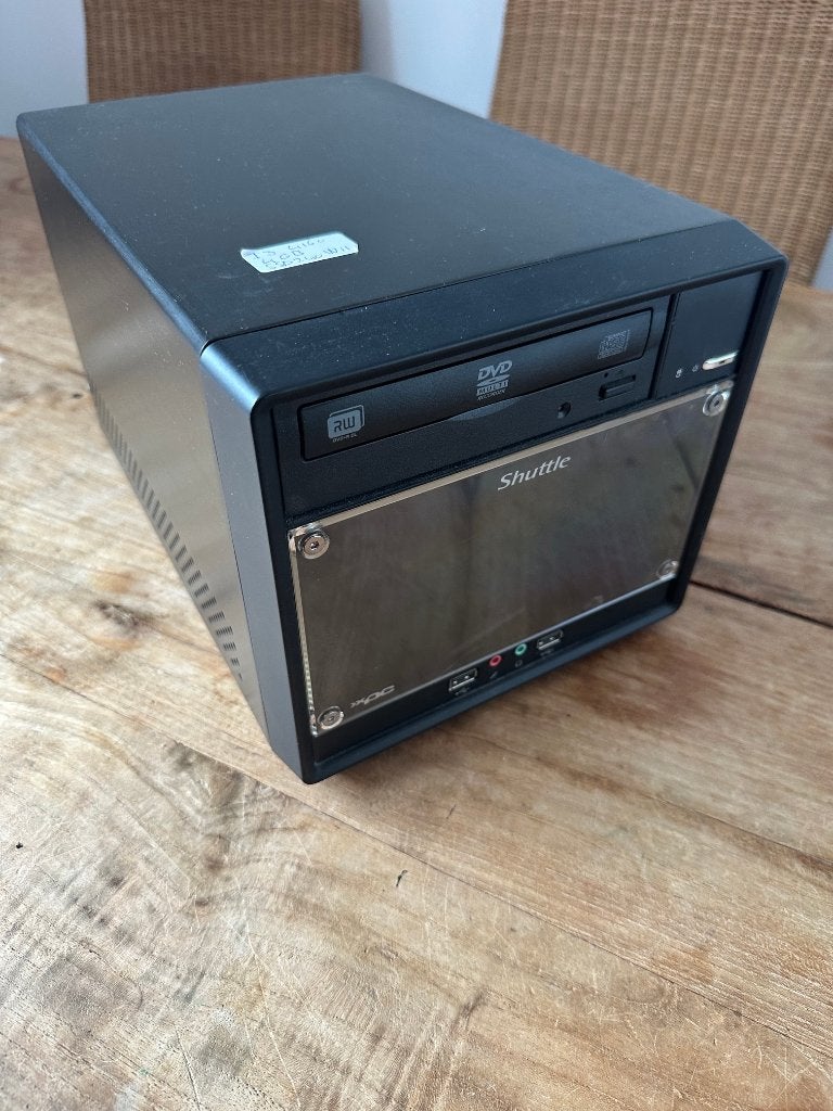 Shuttle XPX SH81R4, Gebruikt, Ophalen of Verzenden, SSD, Intel Core i3
