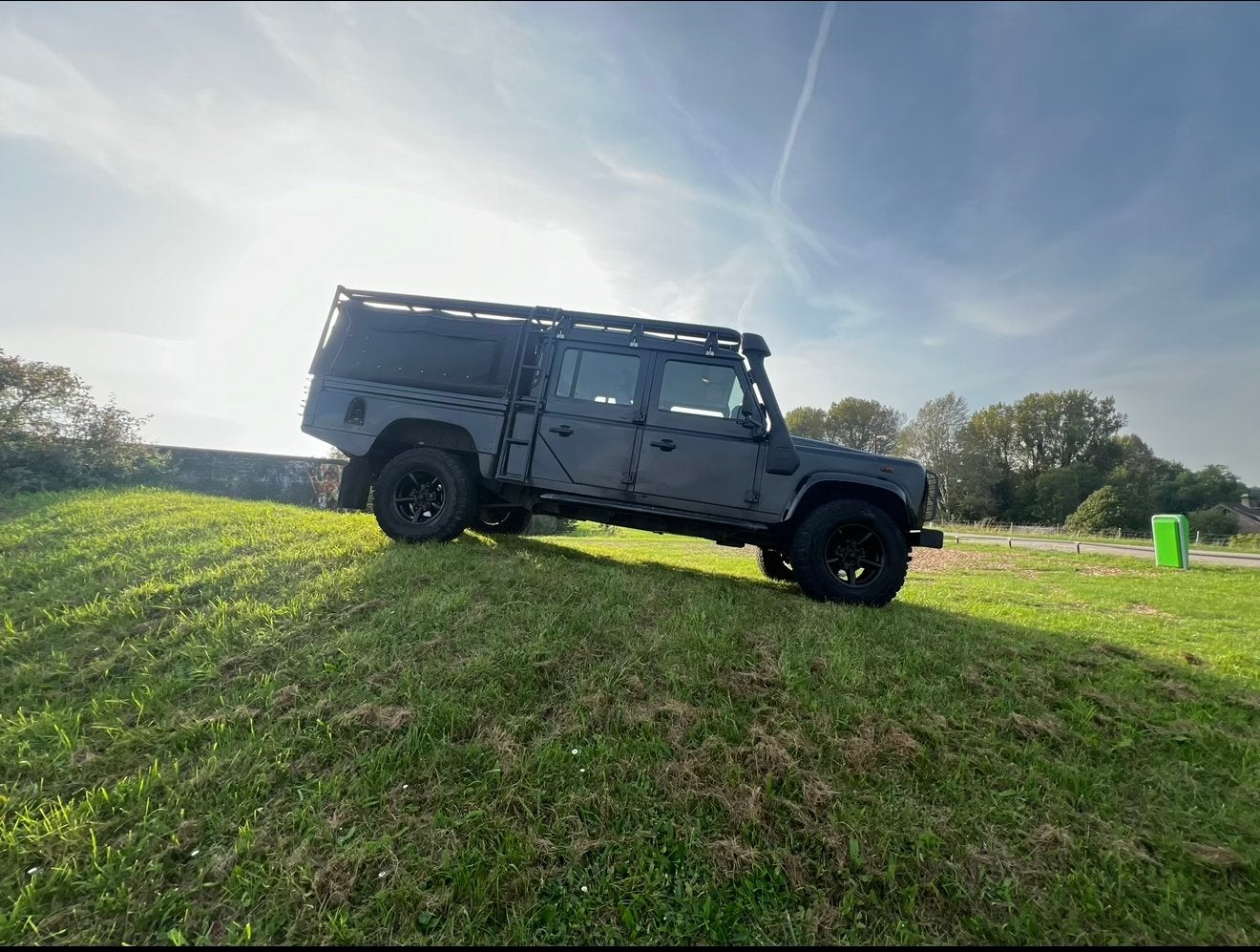 Land Rover Defender 130 Crewcab DC 4WD 2008, Stof, Land Rover, Zwart, 4 cilinders