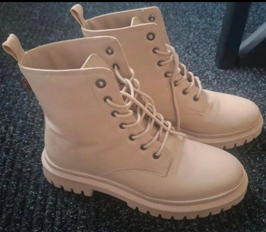 Levi's boots, Ophalen of Verzenden