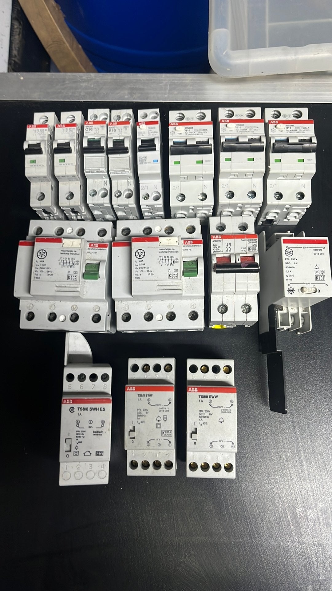 ABB automaten aardlekschakelaar hoofdschakelaars, Ophalen of Verzenden, Gebruikt, Schakelaar