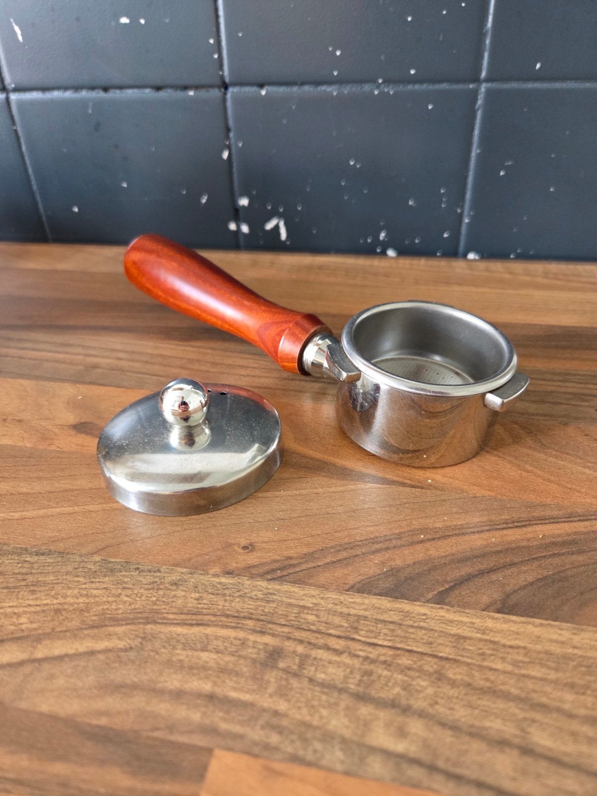 Portafilter met houten handvat voor espressomachine, Overige modellen, Gemalen koffie, Ophalen of Verzenden, Zo goed als nieuw