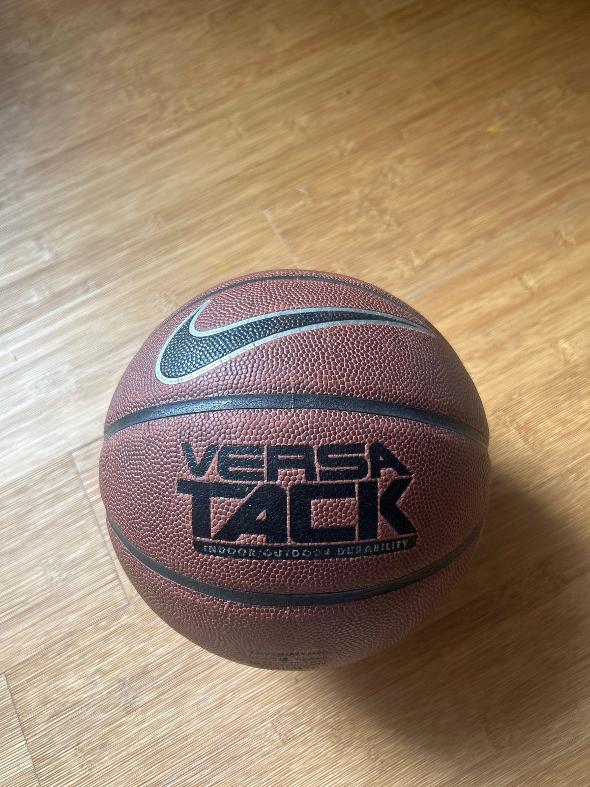 Nike Versa Tack Basketbal - Jeugd (Maat 5), Ophalen, Zo goed als nieuw, Bal