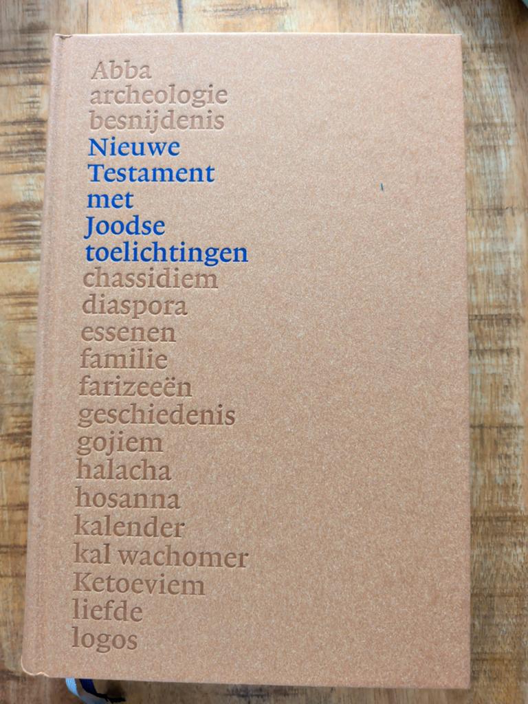 Nbv 21 Nieuwe Testament met Joodse toelichting, Ophalen of Verzenden, Zo goed als nieuw