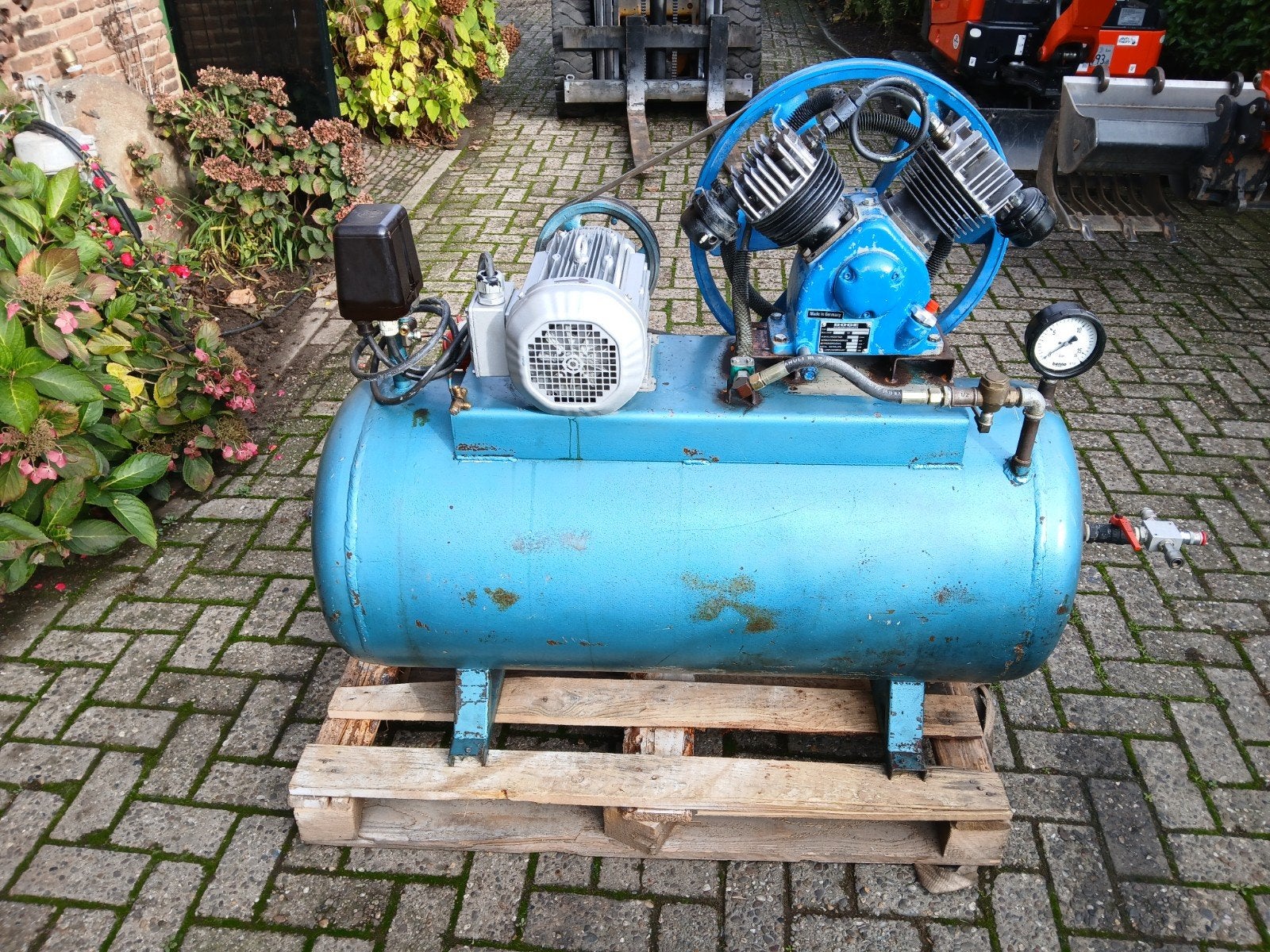 boge kompressen 380v, Doe-het-zelf en Verbouw, 100 liter of meer, Ophalen, Gebruikt, 10 bar of meer