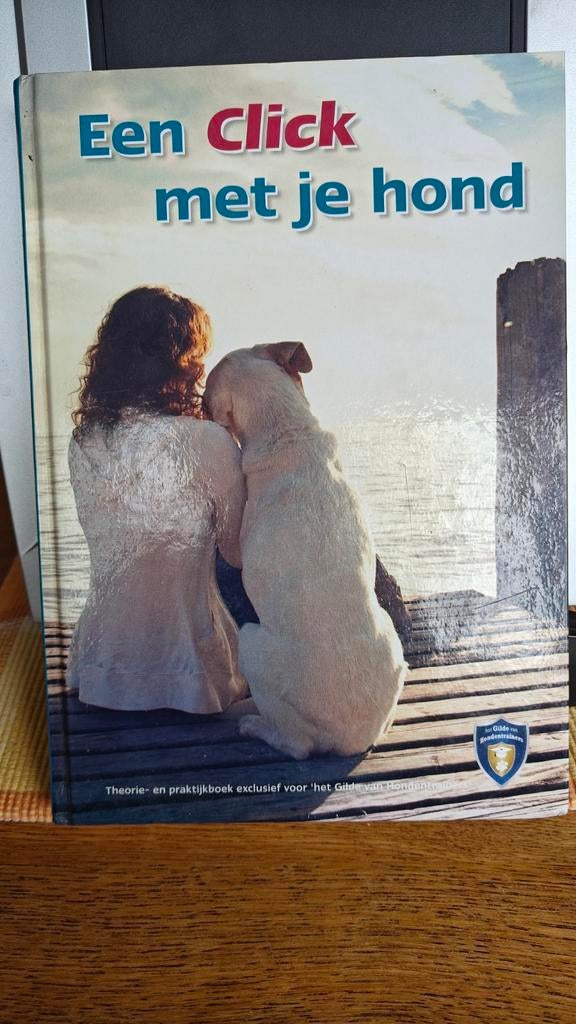Een Click met je hond - Theorie- en praktijkboek, Ophalen of Verzenden, Gelezen, Honden, Onbekend