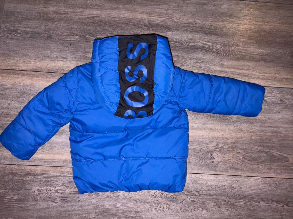 Hugo boss winterjas maat 86, Kinderen en Baby's, Ophalen of Verzenden, Zo goed als nieuw, Jongetje, Jasje