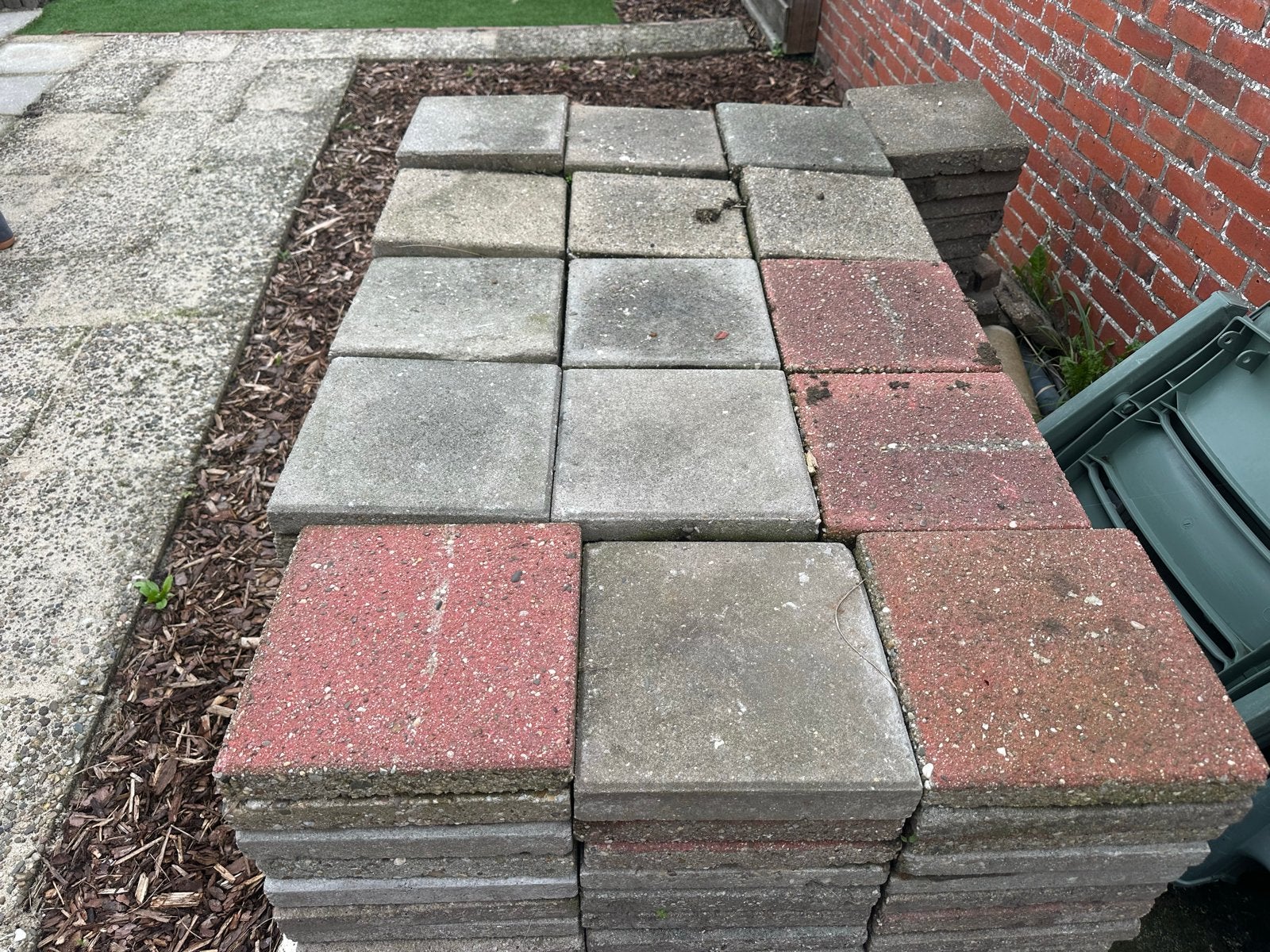 Gebruikte stoeptegels - voornamelijk grijs, Ophalen, Gebruikt, 10 m² of meer, Beton