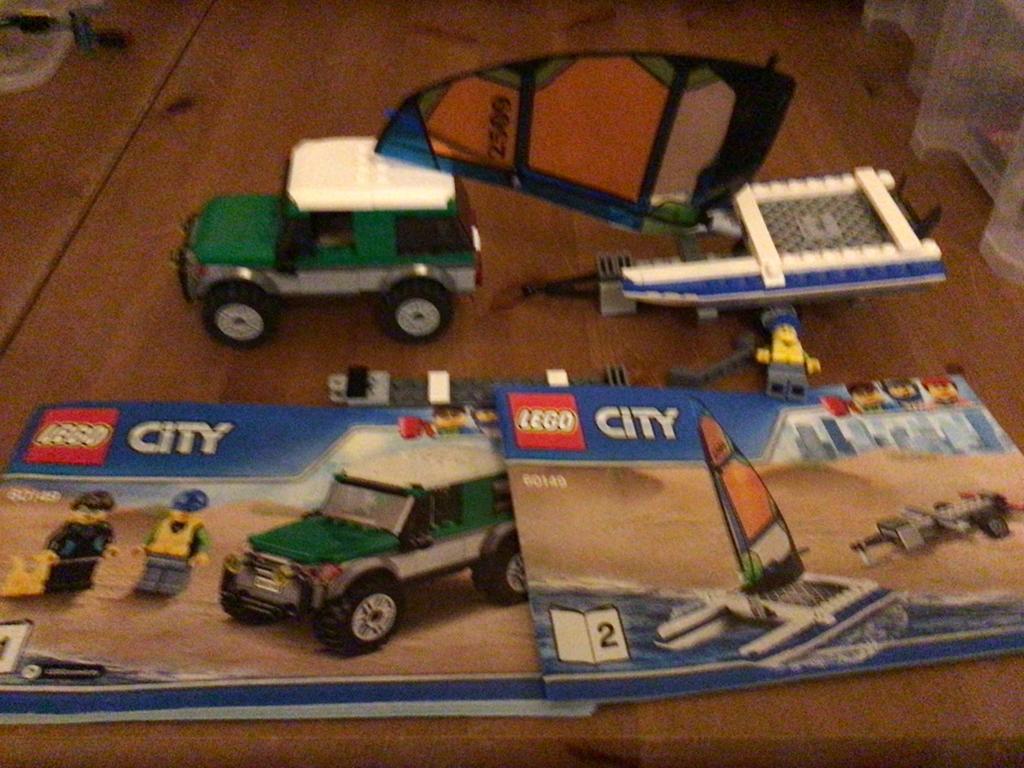 Lego set 60149  jeep met catamaran, met boekjes, geen doos, Gebruikt, Lego, Compleet, Ophalen of Verzenden