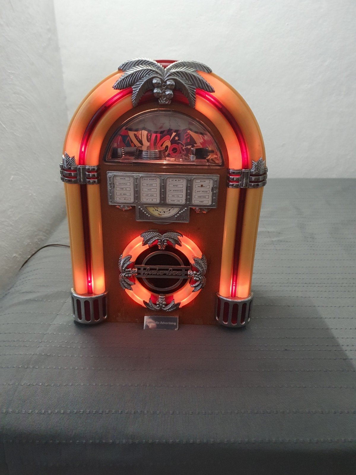 Decoratieve Jukebox met verlichting, Ophalen