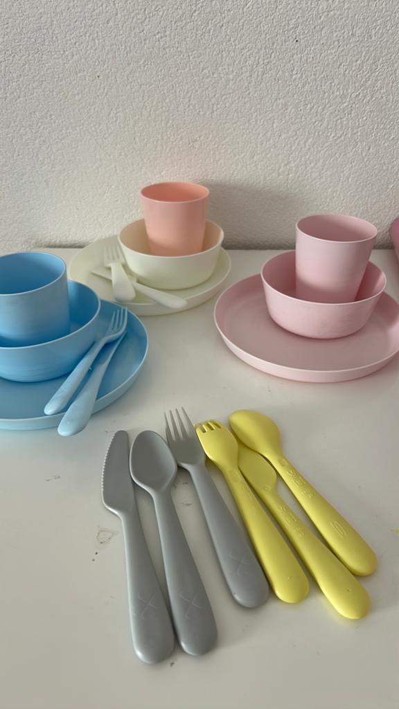 Kinderservies IKEA - Borden, bekers, bestek, Ophalen of Verzenden, Zo goed als nieuw
