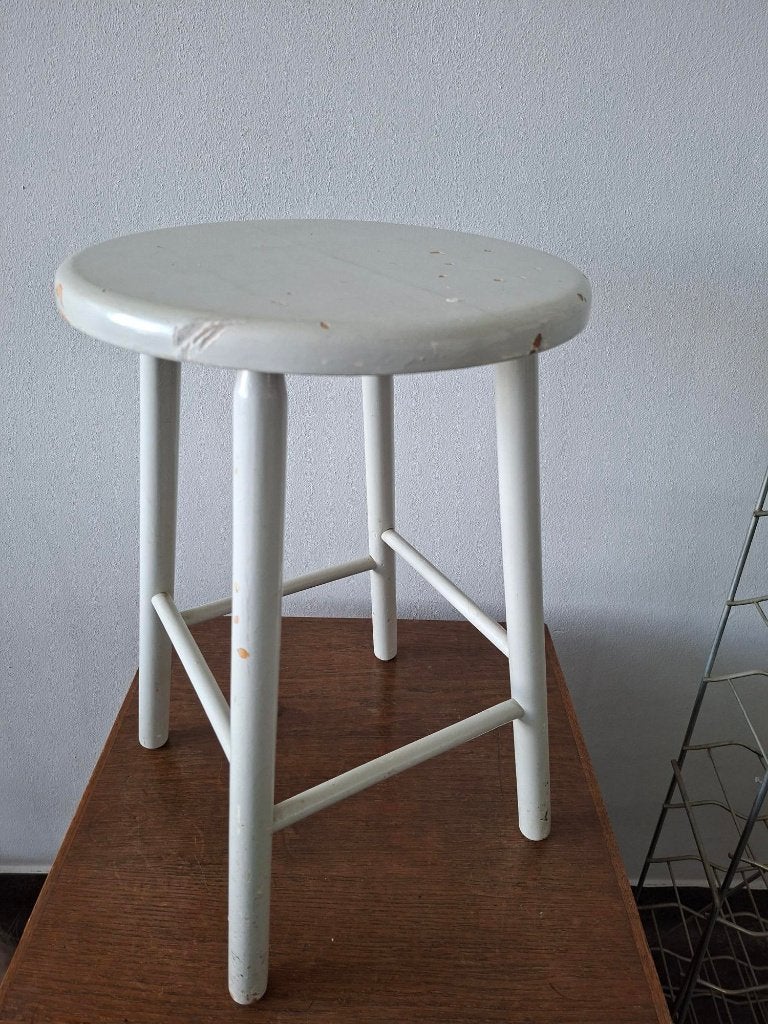 vintage houten grijze kruk plantentafel oude verf brocante, Ophalen of Verzenden, Gebruikt, Hout