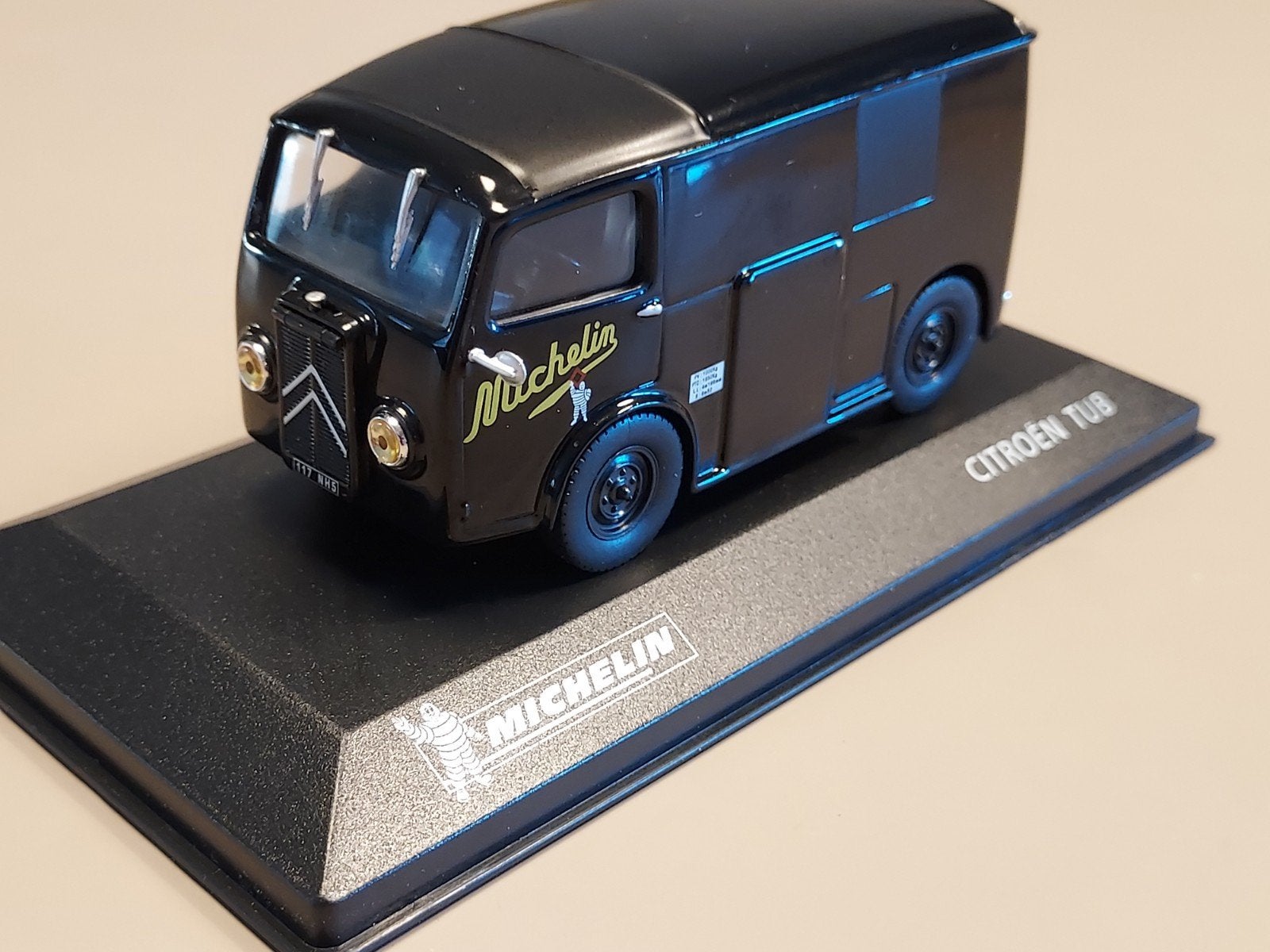 Citroën  Tub Michelin 1:43 Altaya nieuw in blisterverpakking, Hobby en Vrije tijd, Ophalen of Verzenden, Nieuw, Auto, Overige merken