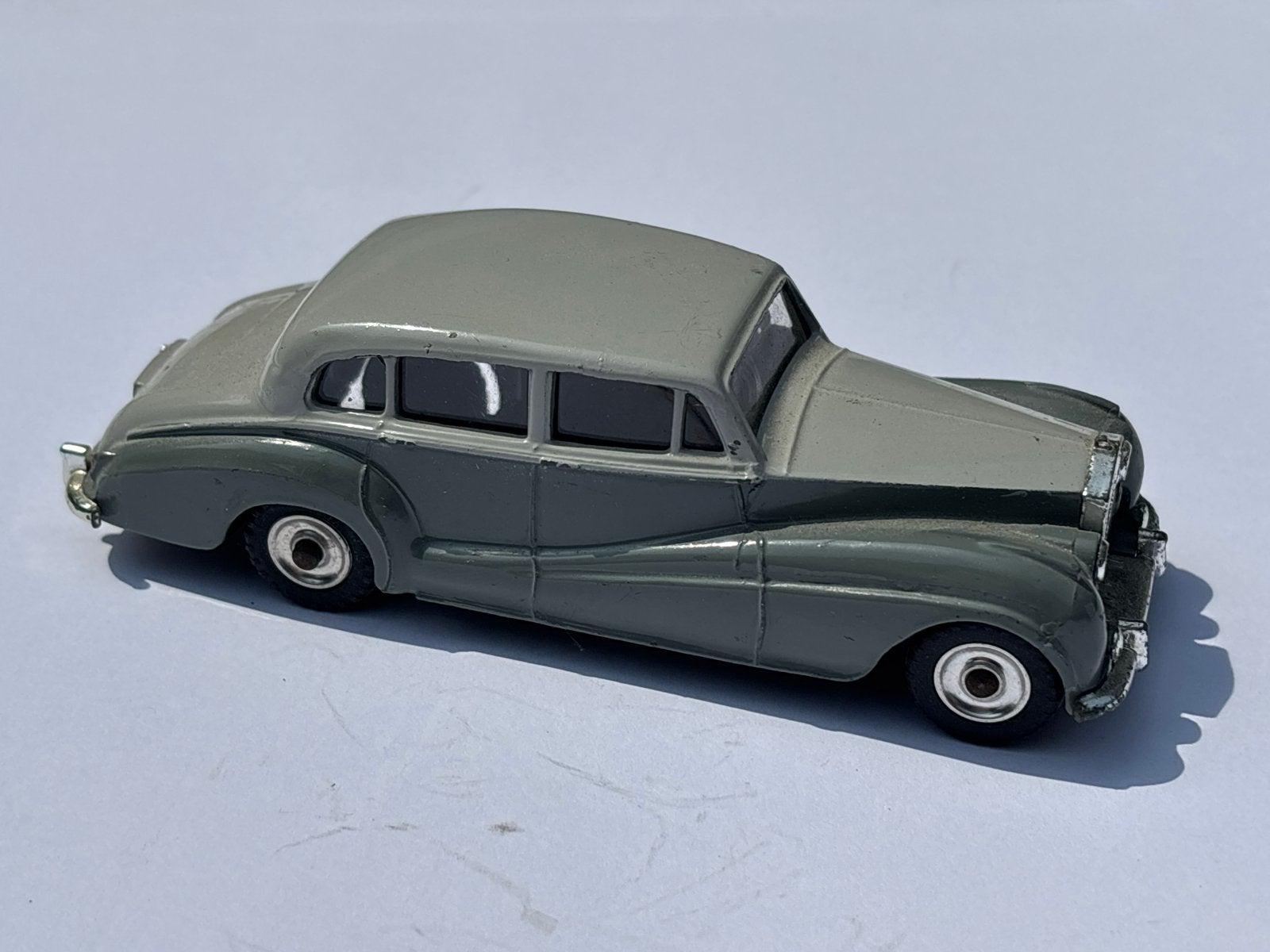 Dinky Toys Rolls-Royce Silver Wraith Nr. 150 (1959-1964) TOP, Ophalen of Verzenden, Zo goed als nieuw, Auto, Dinky Toys