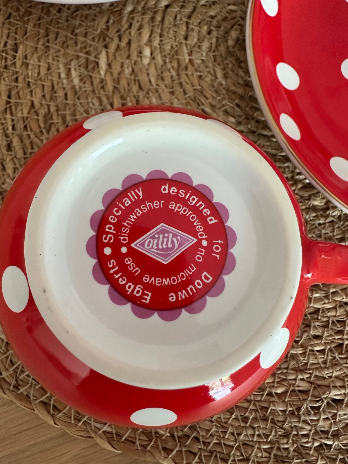 Foto 4 van Oilily servies rood met witte stippen - theepot, suikerpot,