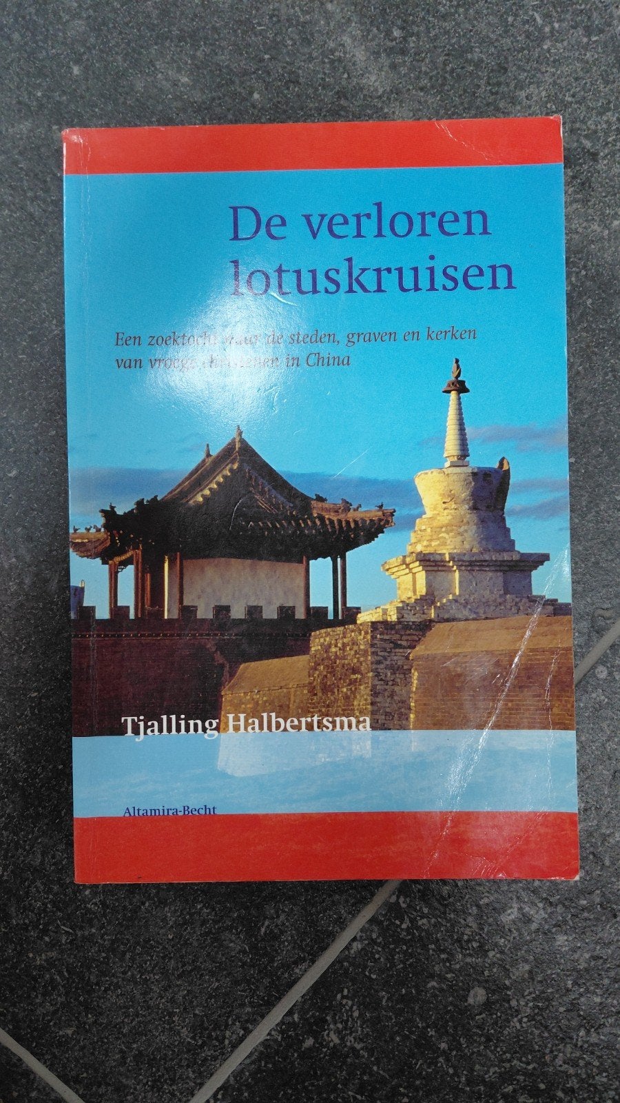 Tjalling Halbertsma - De verloren lotuskruisen, Ophalen of Verzenden, Zo goed als nieuw, Tjalling Halbertsma