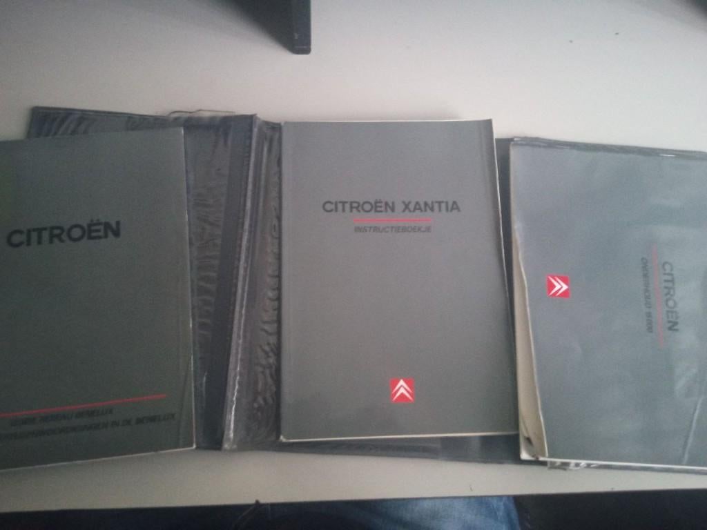 Instructieboekje / handleiding Citroen Xantia uit 1995, Ophalen of Verzenden