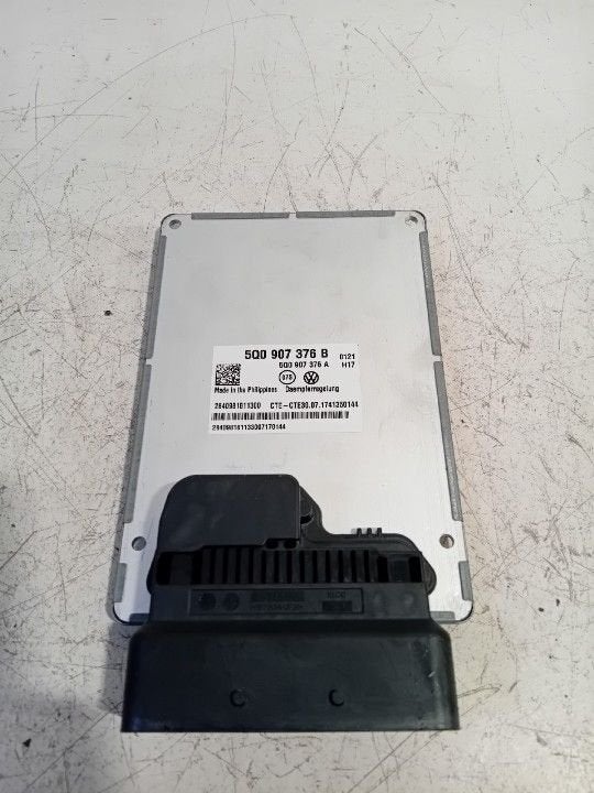 Computer veer Volkswagen Golf, Onderdelen@venauto.nl, Van der Ven Autorecycling B.V., Gebruikt, Ettenseweg 76, 4706 PB Roosendaal, The Netherlands