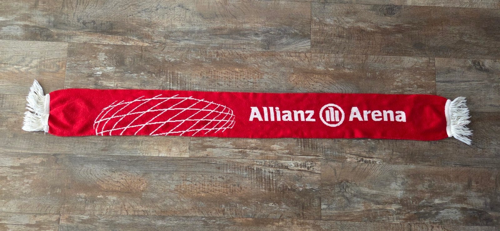 Sjaal Bayern Munchen, Verzamelen, Ophalen of Verzenden, Zo goed als nieuw, Buitenlandse clubs, Vaantje of Sjaal