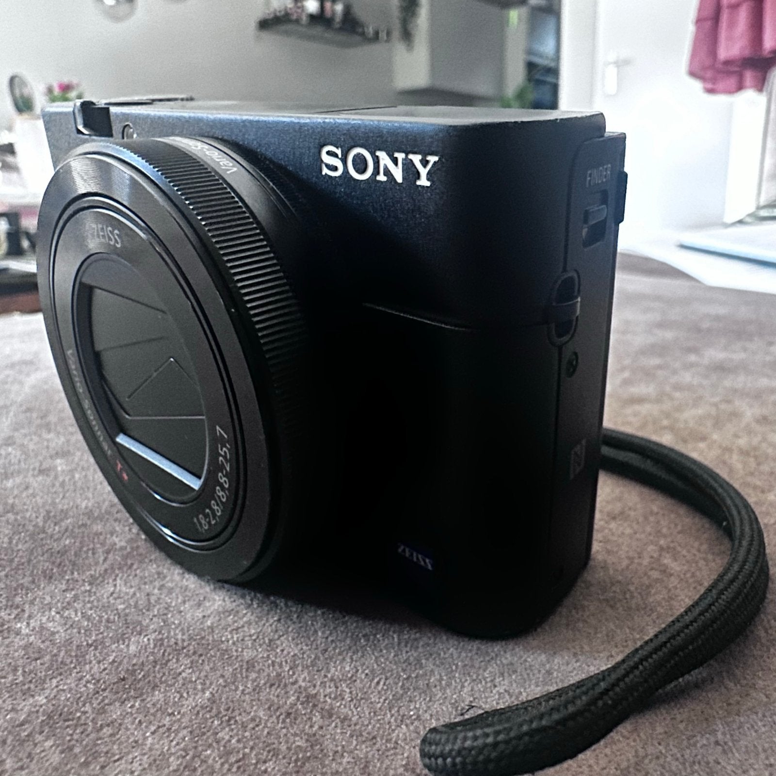 Sony RX100 III Cyber-shot 20,1MP, Audio, Tv en Foto, Ingebouwde flitser, Verzenden, Zo goed als nieuw, Compactcamera