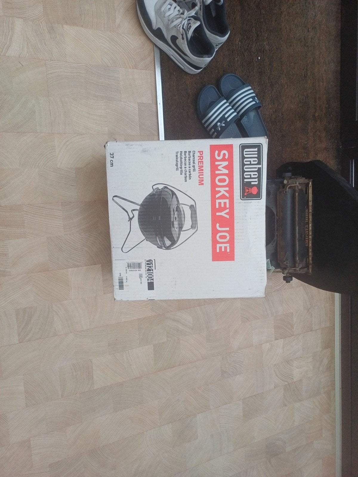 Nieuwe Weber Smokey Joe Premium Houtskoolbarbecue, Ophalen of Verzenden, Nieuw, Weber