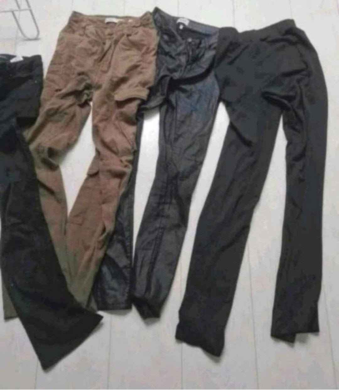 4 broeken xs only en bershka en costes, Meerkleurig, Ophalen of Verzenden, Zo goed als nieuw, Only Bershka costes